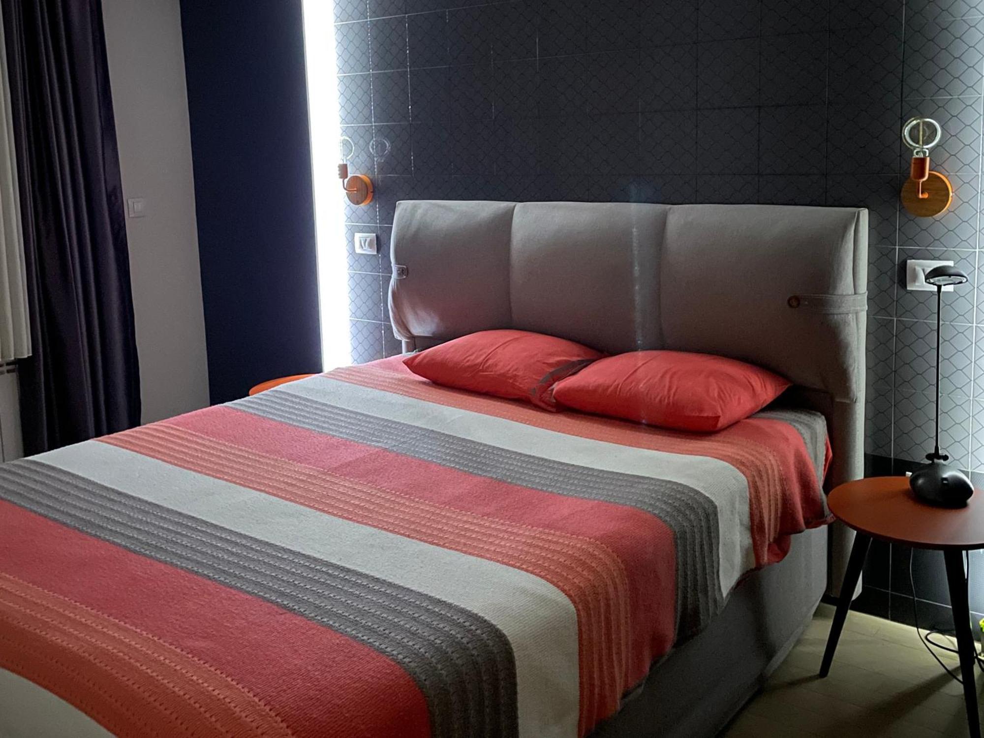 Stylish Apartment, Skopje Centre - Private Parking - Panoramic Views Exterior foto