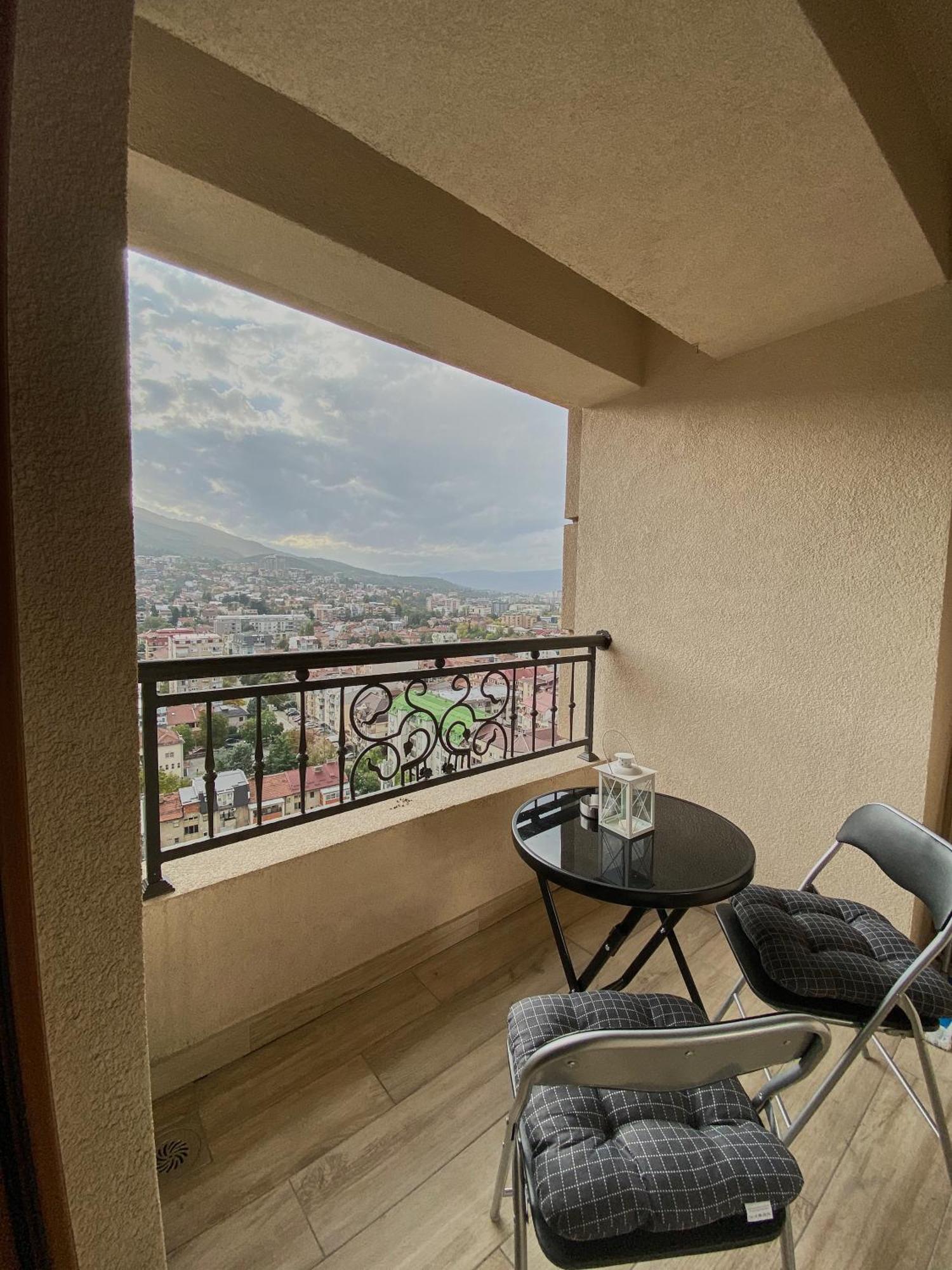 Stylish Apartment, Skopje Centre - Private Parking - Panoramic Views Exterior foto